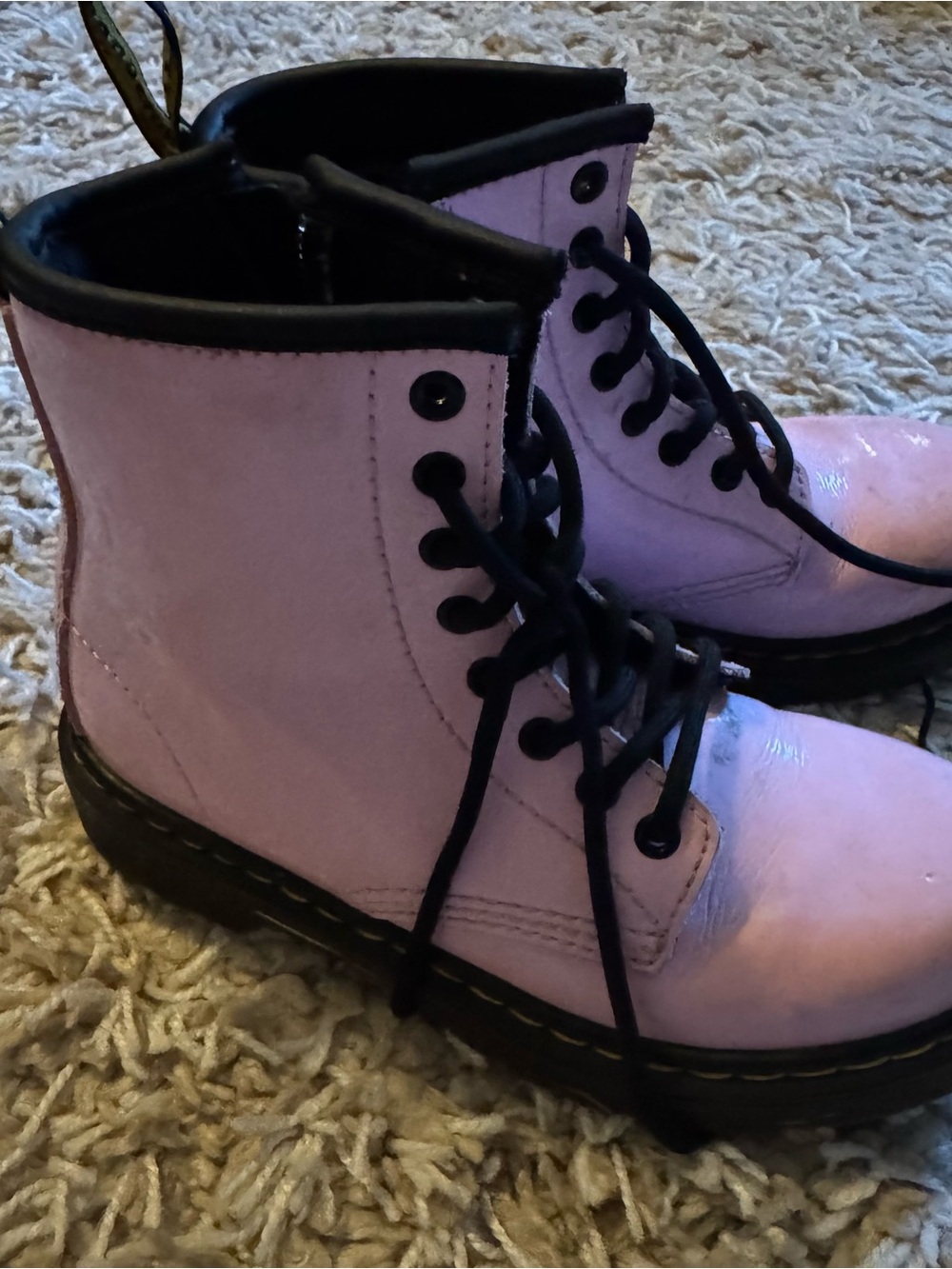 Dr. Marten kids bouncing sole  Boots